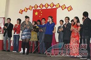 所有演员齐唱.jpg