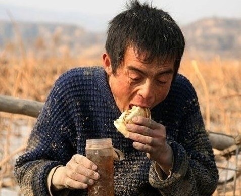 审贫疲劳.jpg