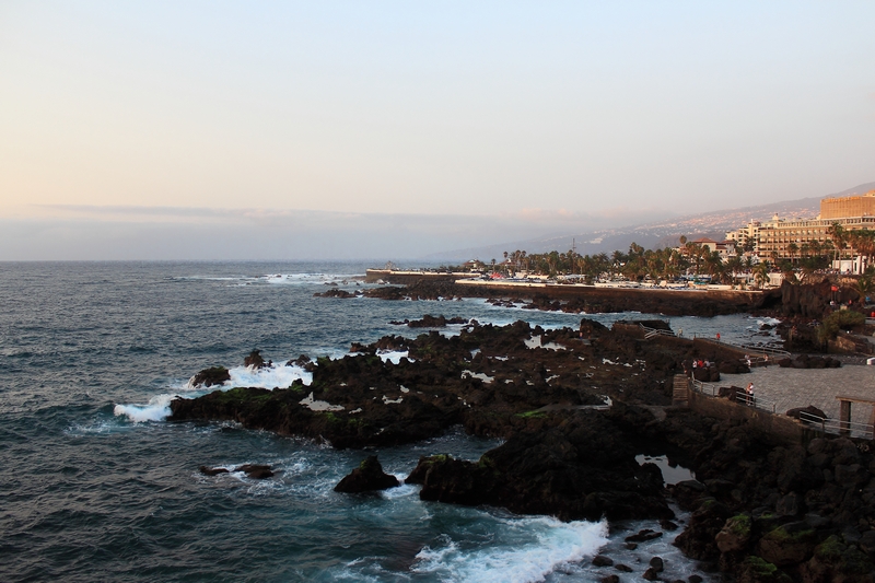 夕阳中的 PUERTO DE LA CRUZ 03.JPG