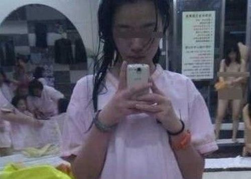 698_001.jpg