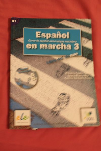 Español en Marcha 3教材内附CD