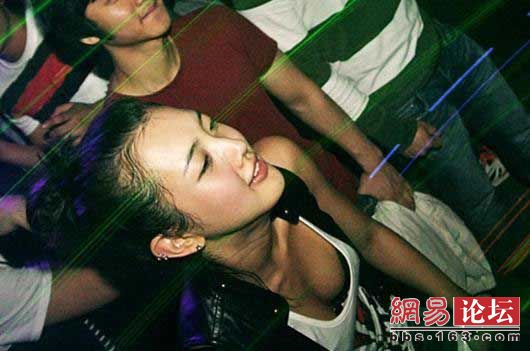 31a70712dc0c024a2f8e911902ca2a82.jpg
