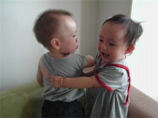 不许跟妈妈说哦~~ 否则2.jpg