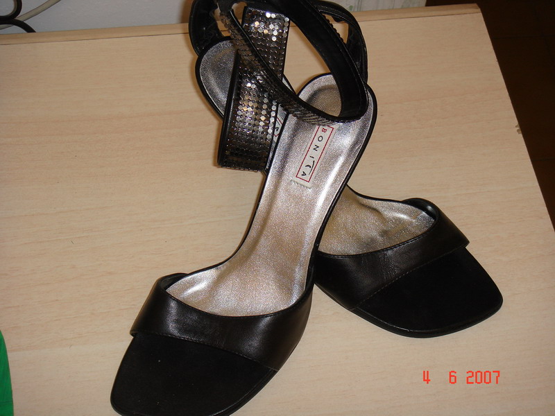 DSC01233_调整大小.JPG