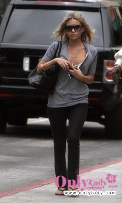 normal_a_olsen006_O0yV1QtfuOcA.jpg